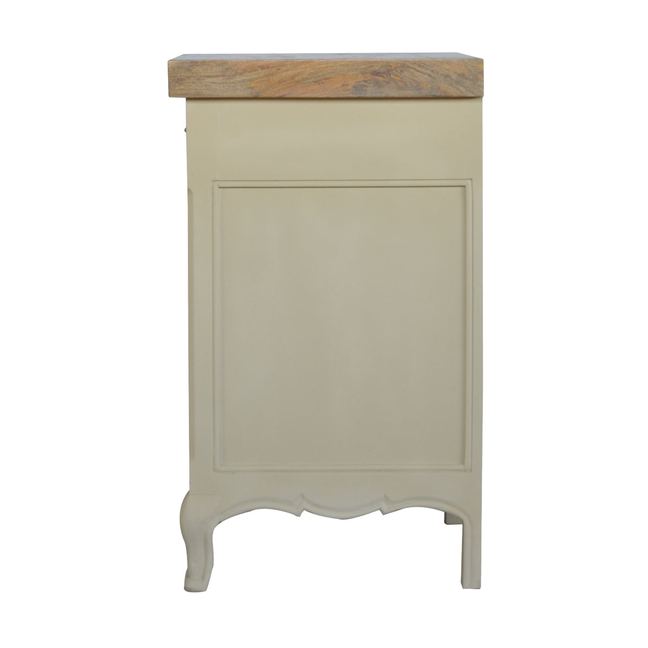 Gabinete de color crema estilo francés
